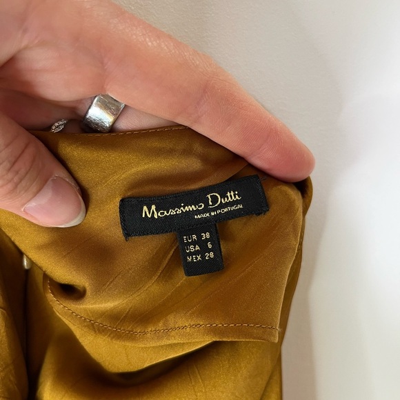 Massimo Dutti Burnt Yellow/Rust Crinkle Satin Halter Dress Open Back Sz 6 - Picture 7 of 9